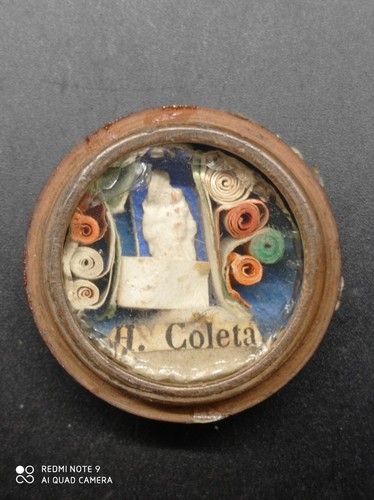 Ancien reliquaire paperolle - ancien,
