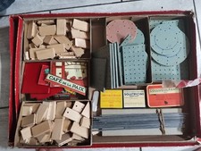 Bâtiss Lot Numéro 2. 140 Modèles, Avec Notice De Construction. Bon État Général