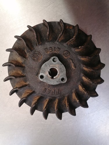 Volant moteur - volant,