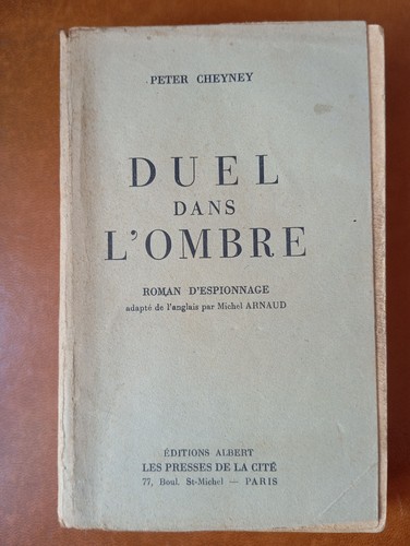 Duel dans ombre - -, roman