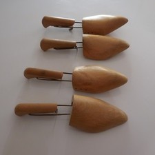 2 paires forme chaussure bois