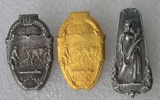 LOT 3 BEAUX INSIGNES DE JURY