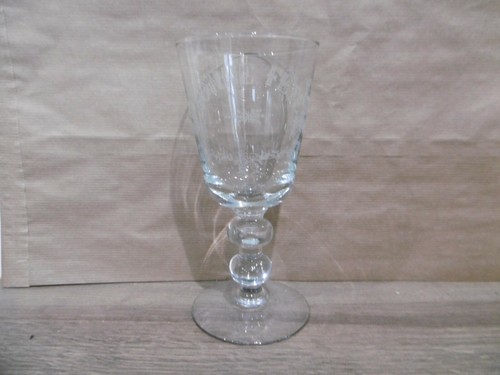 Ancien verre gravé bonne - gravé,