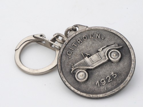Porte clés ancien - porte,