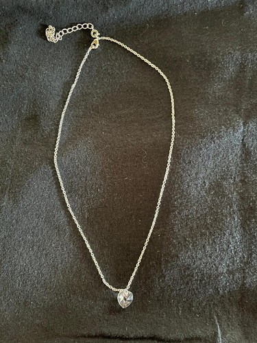 Avon collier coeur - collier,