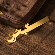 Pince à charbon de bois