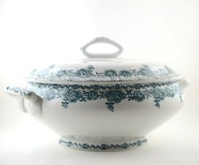 Grande soupiere ancienne en faience St Amand les Eaux model Argenton