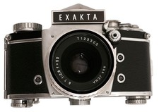 Appareil photo vintage EXAKTA Varex IIb + objectif aus JENA 50mm f/2.8