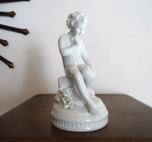 Sculpture statuette porcelaine