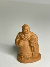 Santon ancien AIGON. Lavandière. 4 cms