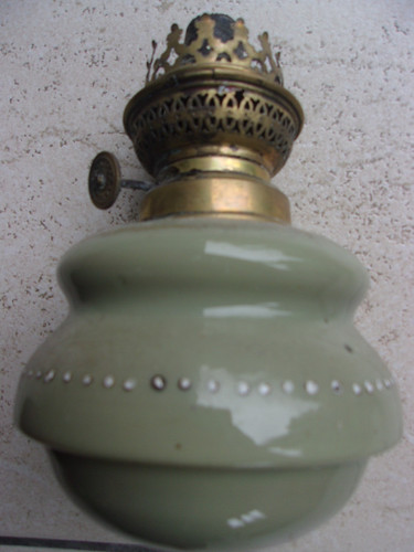 Lampe pétrole ancienne de - à,