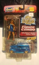 Revell 1939 Chevy sedan Blue