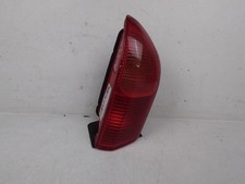 FEU ARRIÈRE GAUCHE Alfa Romeo 156 (932) Sedan 2.4 JTD (AR32.501) 2001 60620137