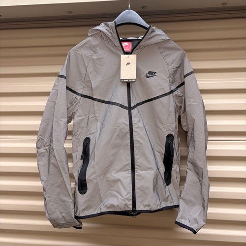 Nike men tech woven flash - tech,