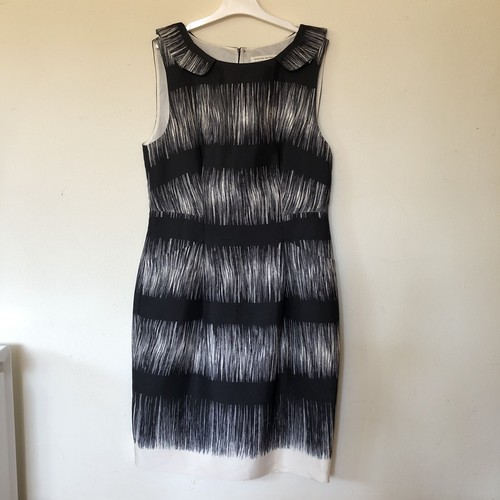 Black and white banana - white,
