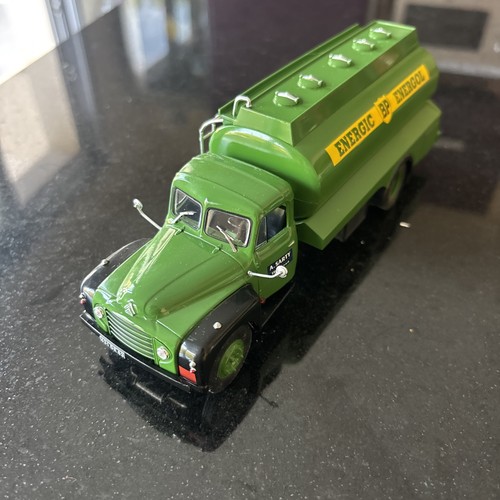 Camion citerne somua - camion,