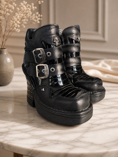New rock mili - platform, boots