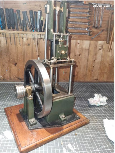 Machine vapeur stuart - a, /