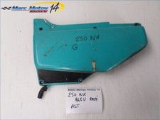 CACHE LATERAL GAUCHE HONDA 250 NX