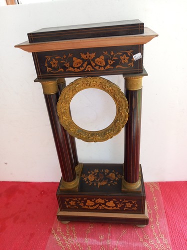 Jolie corps pendule - de,