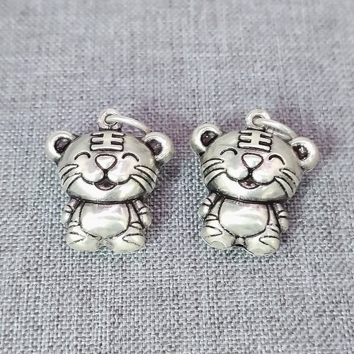 Breloque animal tigre style