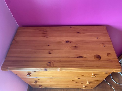 Commode table langer en - table, à