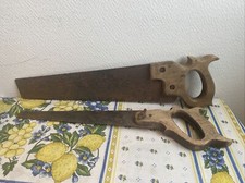 2 anciennes scie à main manche bois deco rétro 