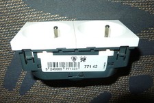 LEGRAND 77142 MOSAIC  Double prise de courant 2P+T latéral 4 modules - blanc