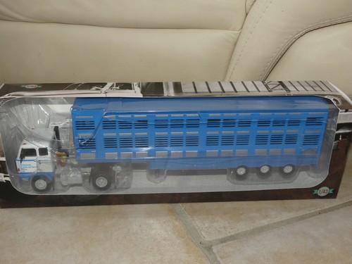 Camion volvo f89 betaillere - camion,