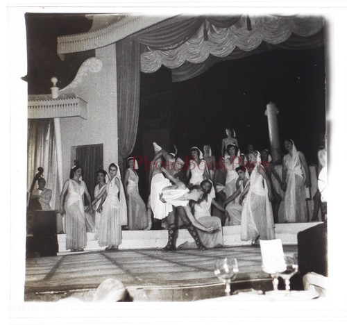 France spectacle cabaret paris - france,