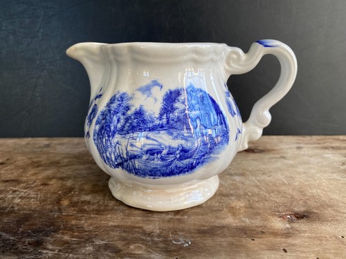 Pot lait ancien la - à, de