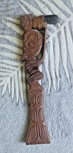 Ancien tiki hache casse tete - hache,