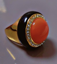Imposante bague plaqué or dôme corail strass ring