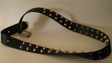 Ceinture femme vintage, cuir clouté, punk, biker, rocker,