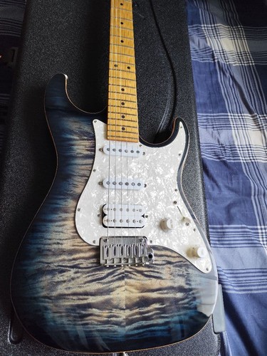 Suhr standard plus blue burst - standard,