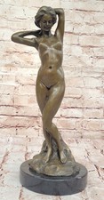 Abstrait Femelle Bronze