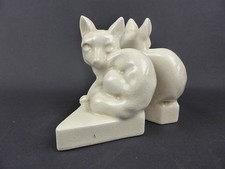 JOLI SERRE LIVRE RENARD FENNEC ART DECO EN CERAMIQUE CRAQUELEE CACHET FOX 776