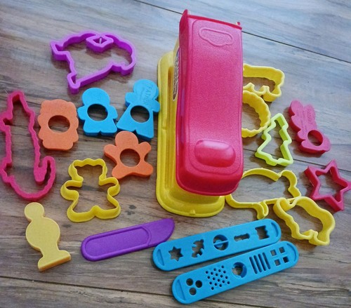 Play doh fun factory deluxe - play-doh,