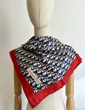 Foulard carré christian - carré,