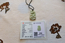SUPERBE PENDENTIF en JADE