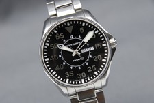 [EXC+5 avec boîte] Montre