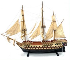 GRANDE MAQUETTE DU BATEAU - 80 X 65 CM