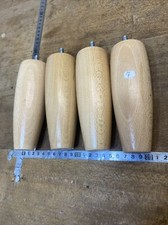 n° 7 lot 4 pieds en bois / lit, meuble vintage armoire, commode, enfilade  etc..