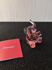 Eléphant rose en cristal de