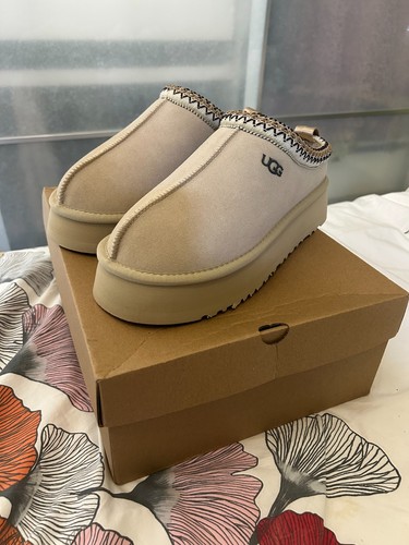 Paire chassures ugg - paire,