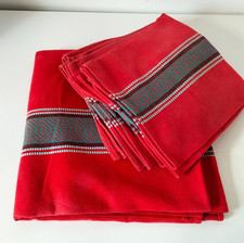 Ensemble basque vintage nappe carrée  & 7 serviettes années 60