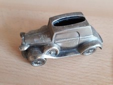 voiture  vintage pour briquet