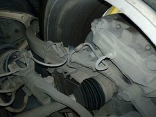 MOYEU DE ROUE AVANT GAUCHE /