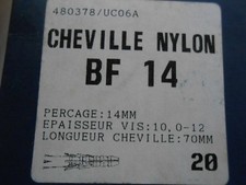 10 boites de 20 chevilles