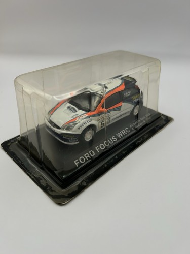 R585 voiture miniature atlas - r585,